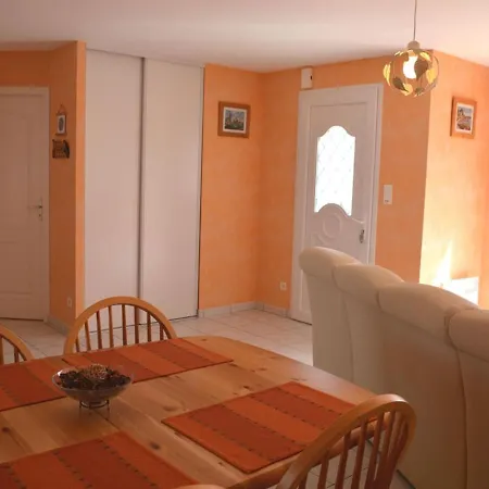 Maison La Tranche-sur-mer, 3 Pieces, 4 Personnes - Fr-1-22-252 Holiday home