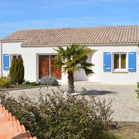 Holiday home Maison La Tranche-sur-mer, 3 Pieces, 4 Personnes - Fr-1-22-252 La Tranche-sur-Mer
